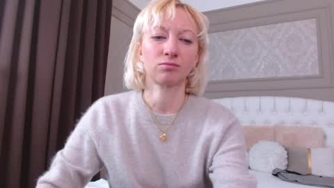 Snapshot of natalie_bitton chatting on March 30, 2026, 4:57 am Natalie online show from March 30, 2026, 4:57 am