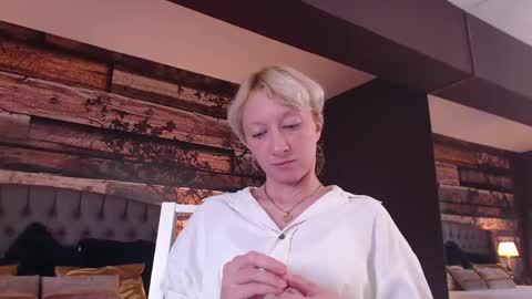 Natalie online show from May 11, 2026, 2:45 pm