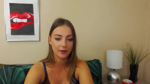 Snapshot of natalie_live chatting on October 24, 2025, 7:27 am NatalieSexy online show from October 24, 2025, 7:27 am