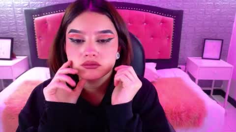 Snapshot of natalie_loffreda chatting on September 26, 2025, 2:48 am natalie  online show from September 26, 2025, 2:48 am