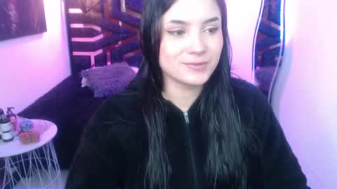 Snapshot of natalie_loffreda chatting on May 18, 2026, 7:52 pm natalie online show from May 18, 2026, 7:52 pm