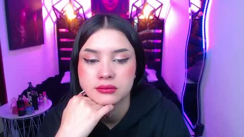 Snapshot of natalie_loffreda chatting on May 29, 2026, 12:03 pm natalie online show from May 29, 2026, 12:03 pm