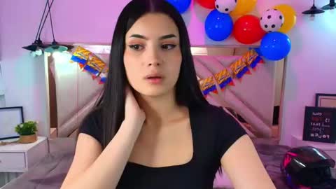 Snapshot of natalie_loffreda chatting on June 16, 2026, 7:49 pm natalie online show from June 16, 2026, 7:49 pm