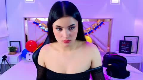 natalie  online show from June 24, 2026, 8:19 pm