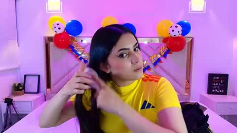 natalie  online show from July 7, 2026, 8:02 pm