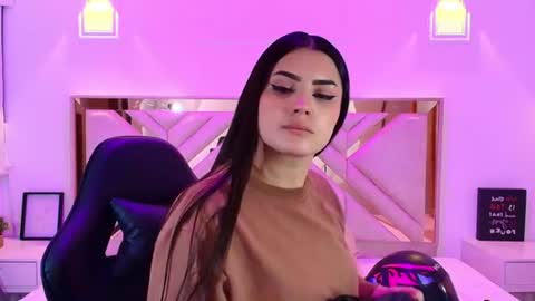 natalie  online show from July 11, 2026, 7:38 pm