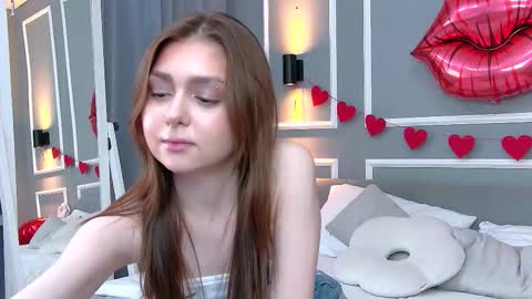 Snapshot of nataliecroft chatting on March 8, 2026, 7:01 am nataliecroft online show from March 8, 2026, 7:01 am