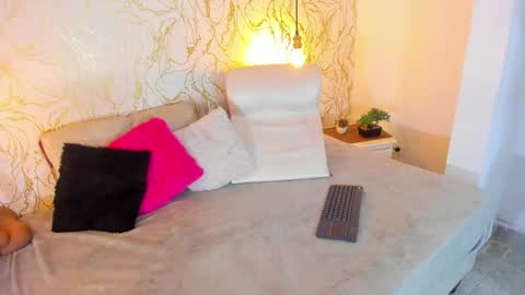 NATALIE online show from January 20, 2025, 12:18 pm