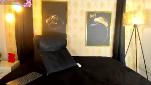 NATALIE online show from June 22, 2026, 12:57 pm