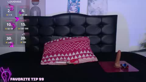 Natalia  online show from September 9, 2025, 4:45 am