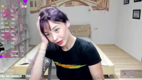 Snapshot of natalimillers chatting on September 19, 2025, 6:04 am Natali online show from September 19, 2025, 6:04 am