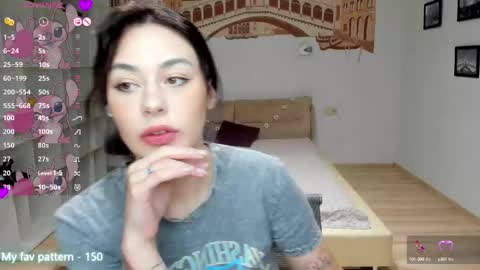 Snapshot of natalimillers chatting on October 1, 2025, 5:46 am Natali online show from October 1, 2025, 5:46 am