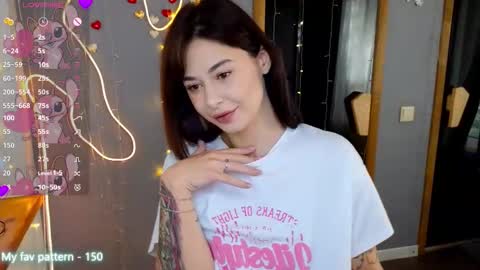 Snapshot of natalimillers chatting on October 8, 2025, 6:33 am Natali online show from October 8, 2025, 6:33 am