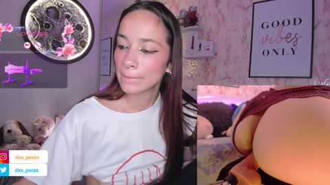 Snapshot of nataly_29 chatting on December 14, 2024, 2:34 am MissNatis online show from December 14, 2024, 2:34 am