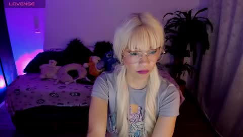 MissNatis online show from May 7, 2026, 2:39 am