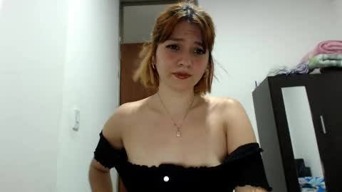 Nataly online show from March 12, 2025, 11:33 pm