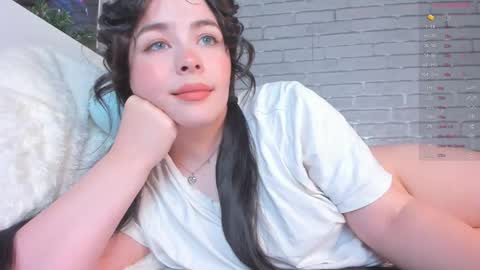 Nataly online show from February 3, 2026, 3:28 pm