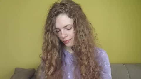 Natalie online show from March 22, 2026, 5:11 am