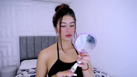 Snapshot of nataly_mcry chatting on January 11, 2025, 4:46 pm NATALY online show from January 11, 2025, 4:46 pm