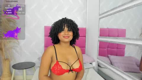 Naty online show from March 8, 2025, 4:06 pm