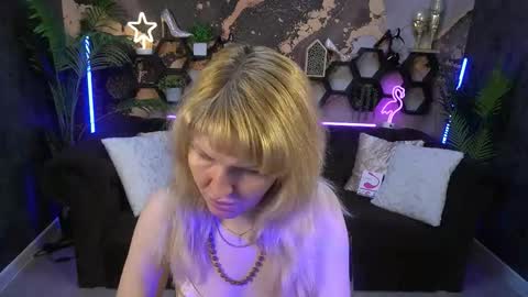 natalychanell online show from September 9, 2025, 9:47 pm