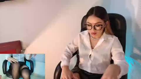 Snapshot of natalyefoster chatting on February 22, 2026, 9:52 am Natalye foster online show from February 22, 2026, 9:52 am