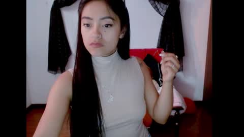 Nataly Escobar online show from February 25, 2025, 3:05 pm