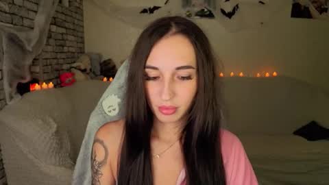 Snapshot of natalyfreman chatting on October 17, 2025, 7:05 pm Nataly online show from October 17, 2025, 7:05 pm