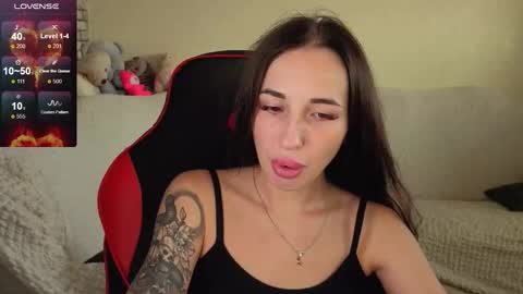 Nataly online show from November 18, 2025, 6:40 am