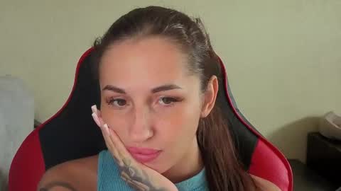 Nataly online show from May 27, 2026, 6:54 am