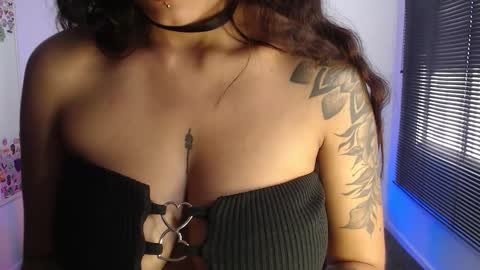   online show from September 30, 2025, 9:09 pm