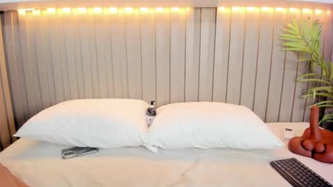 Nataly  online show from September 30, 2025, 12:54 pm