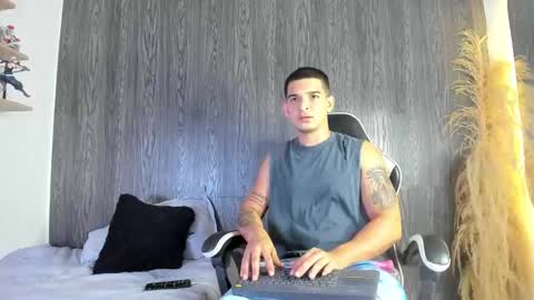 natan_77 online show from March 22, 2026, 2:37 am