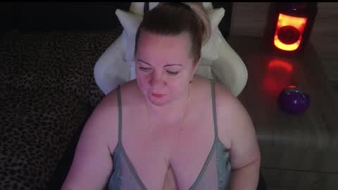 Snapshot of natascha1202 chatting on March 25, 2026, 9:54 pm Natalli online show from March 25, 2026, 9:54 pm