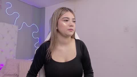 Snapshot of natasha__black chatting on March 22, 2026, 7:17 pm Natasha online show from March 22, 2026, 7:17 pm