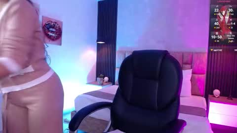 Snapshot of natasha__jackson chatting on October 6, 2025, 12:57 pm natasha online show from October 6, 2025, 12:57 pm
