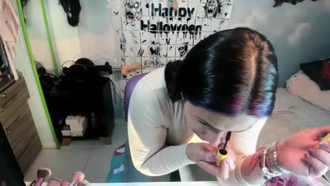 Snapshot of natasha_bernett chatting on October 11, 2025, 4:05 pm Natasha Bernett online show from October 11, 2025, 4:05 pm