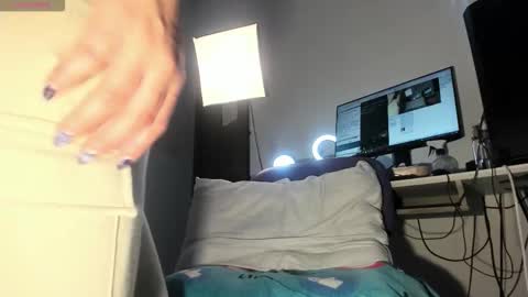 Snapshot of natasha_bernett chatting on November 1, 2025, 4:53 pm Natasha Bernett online show from November 1, 2025, 4:53 pm