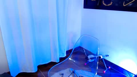 Snapshot of natasha_cam222 chatting on September 20, 2025, 3:24 pm Natasha online show from September 20, 2025, 3:24 pm