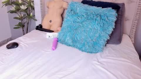 Snapshot of natasha_cortez chatting on March 18, 2026, 3:37 pm Nata online show from March 18, 2026, 3:37 pm