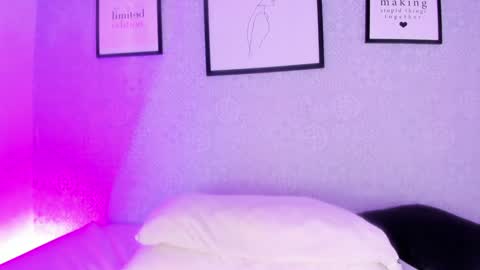  Natasha  online show from December 15, 2024, 4:37 pm