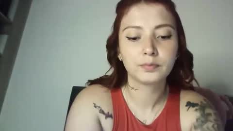 natalia online show from September 29, 2025, 5:29 pm