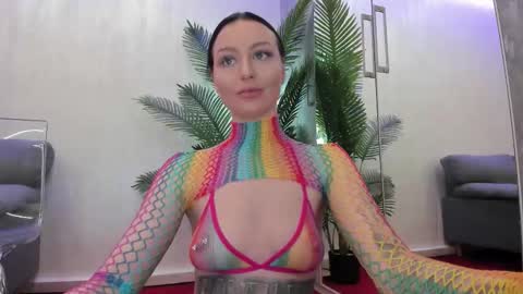 Natasha online show from March 12, 2026, 10:27 pm