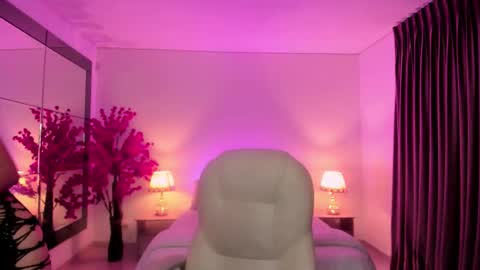 Snapshot of natasha_priston chatting on February 1, 2026, 11:42 am natasha_priston online show from February 1, 2026, 11:42 am