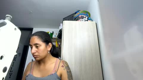 Snapshot of natasha_shine22 chatting on August 4, 2026, 11:29 pm natasha_shine22 online show from August 4, 2026, 11:29 pm