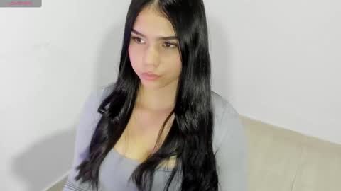 Snapshot of natasha_su chatting on March 3, 2025, 1:21 am Natalia online show from March 3, 2025, 1:21 am