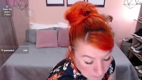 Nat online show from November 12, 2025, 1:44 pm