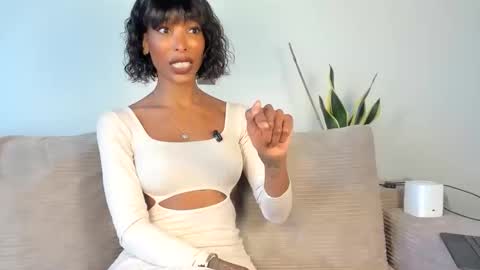 Natassia Dreams online show from February 26, 2026, 12:42 am