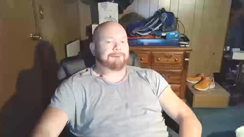 Snapshot of nate_b99 chatting on October 12, 2025, 1:37 am Nate online show from October 12, 2025, 1:37 am