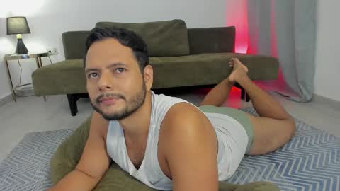 Nate Ocean online show from November 25, 2025, 2:44 am